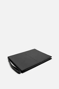 LEATHER CLUTCH