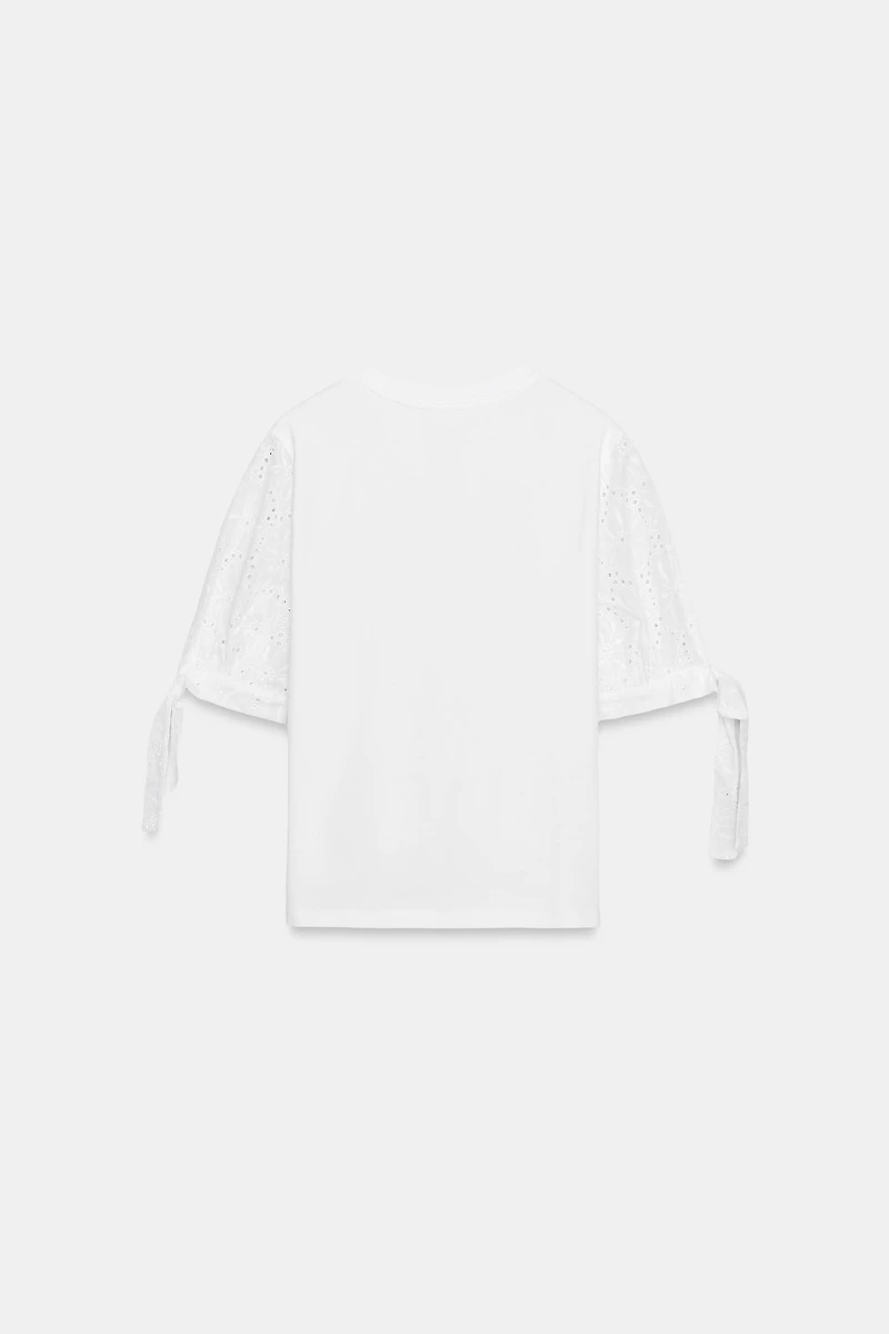 EMBROIDERED T-SHIRT
