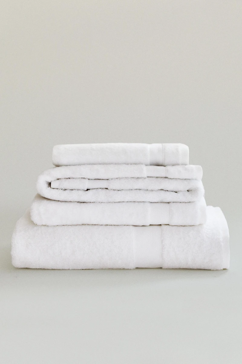 SERVIETTE DE BAIN COTON PREMIUM (600 G/M²)