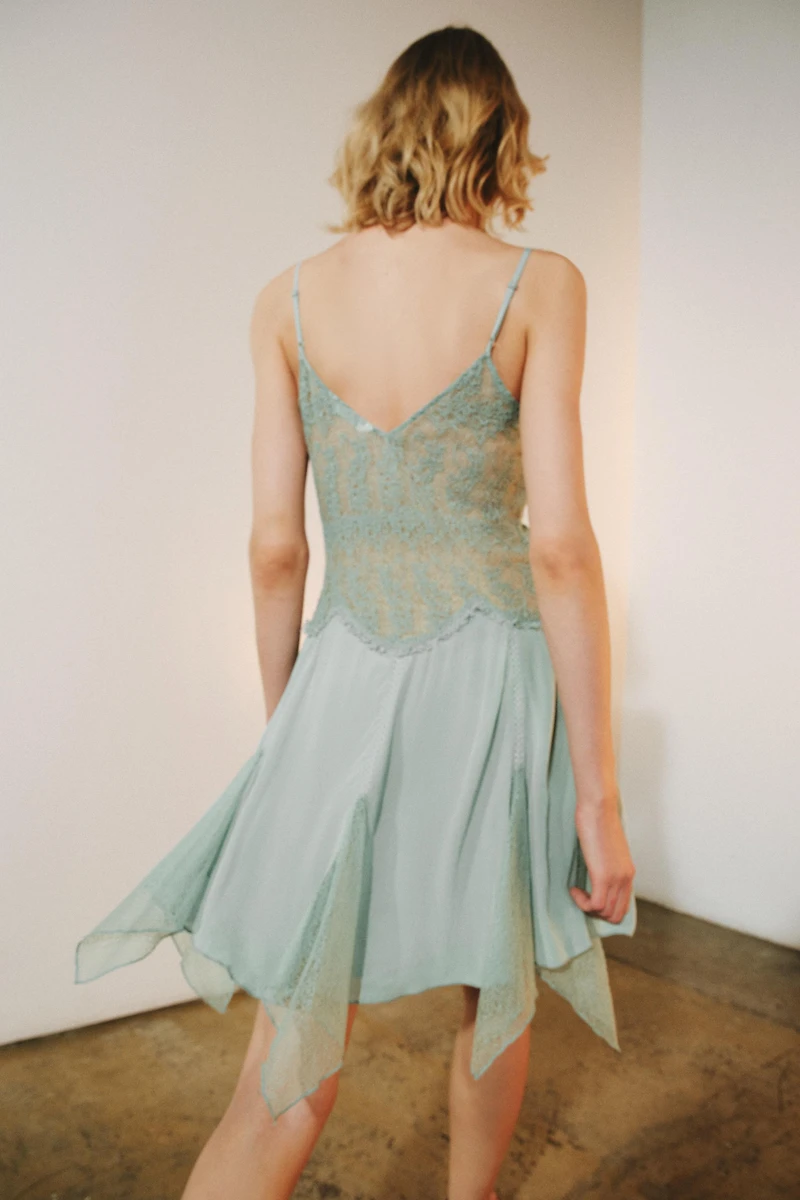 ZW COLLECTION SHORT LACE DRESS
