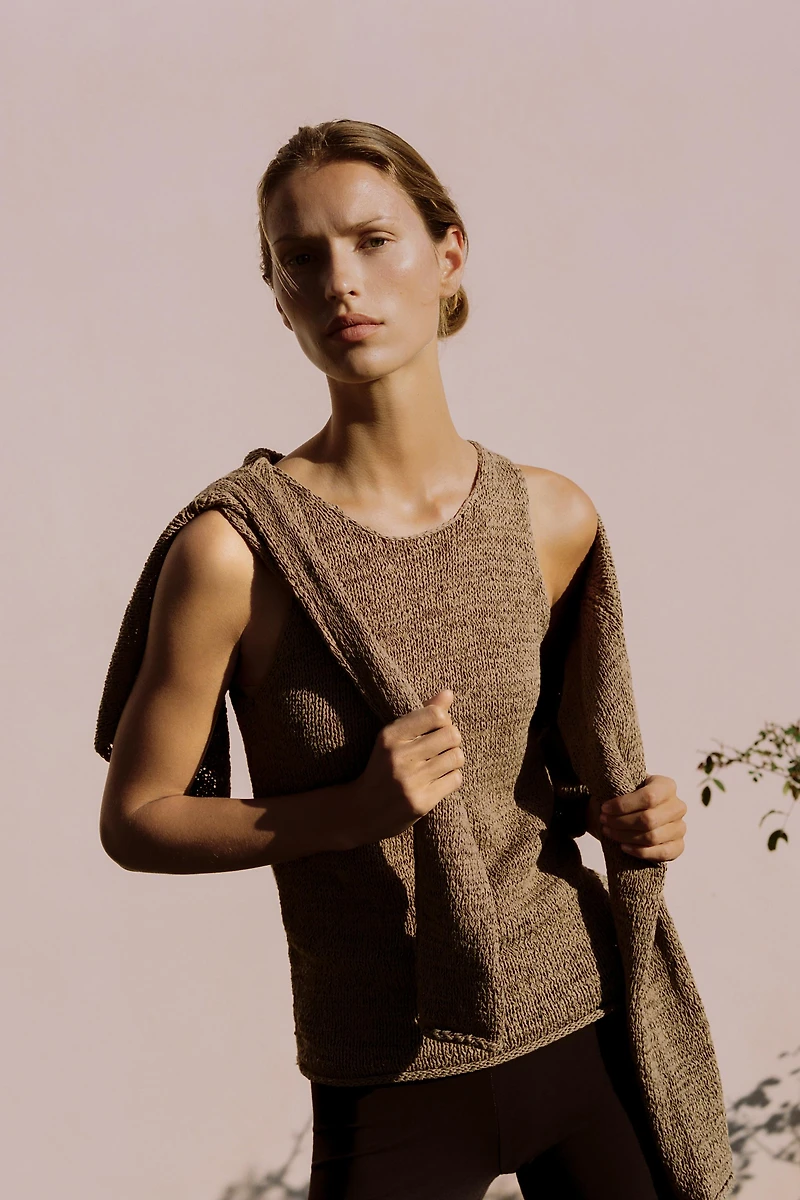 CHUNKY KNIT TOP