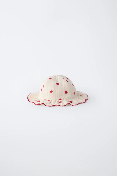 EMBROIDERED FLOWER TEXTURE HAT