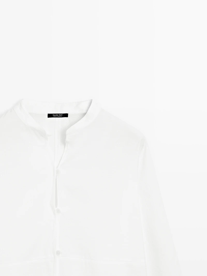 Stand collar shirt with front seam