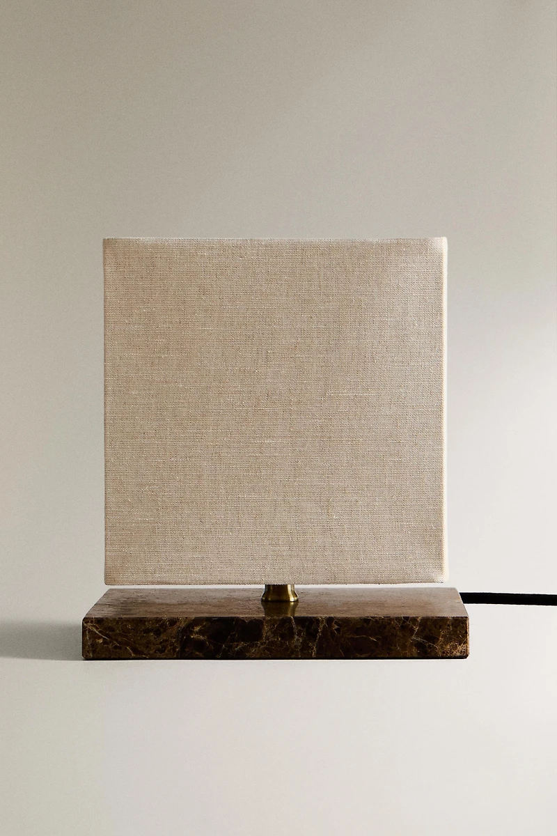 CUBE TABLE LAMP