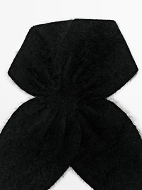 100% cashmere knit tie with bow