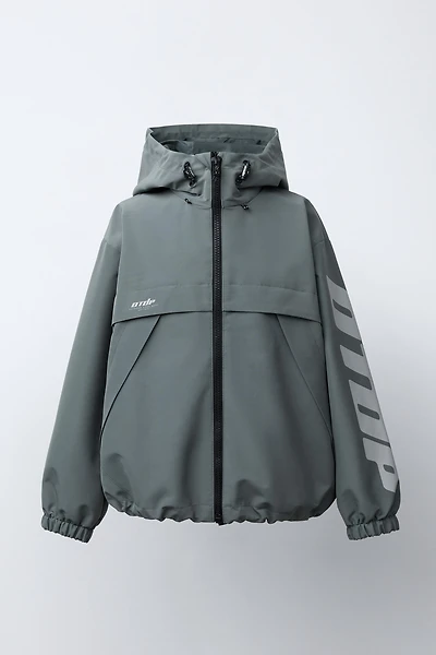 WATER REPELLENT TEXT JACKET
