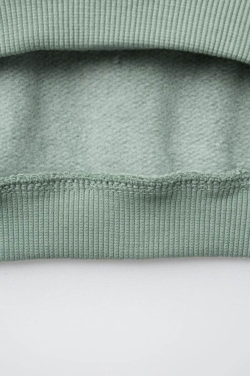 VARSITY TERRY PATCH APPLIQUÉ SWEATSHIRT