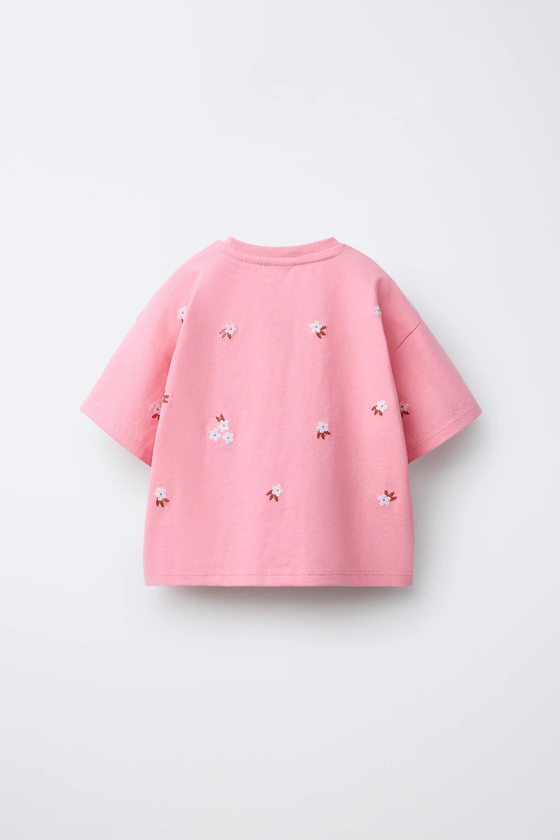 EMBROIDERED FLORAL T-SHIRT