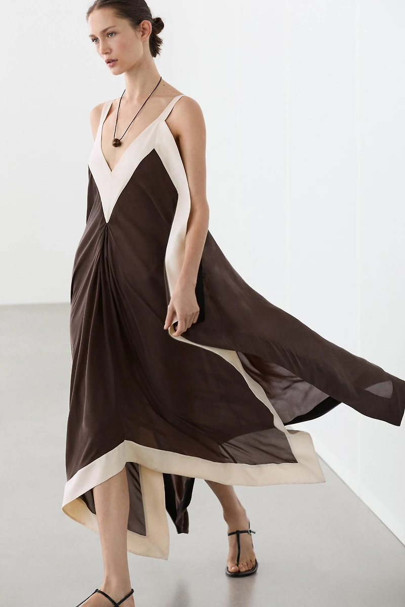 Robe midi fluide passepoils contrastés