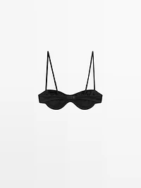 Bandeau top with underwire and seam detail