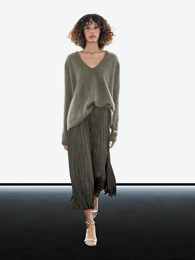 Wool and cashmere V-neck knit sweater