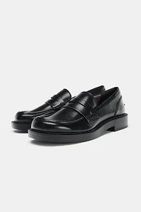 PLATFORM LOAFERS