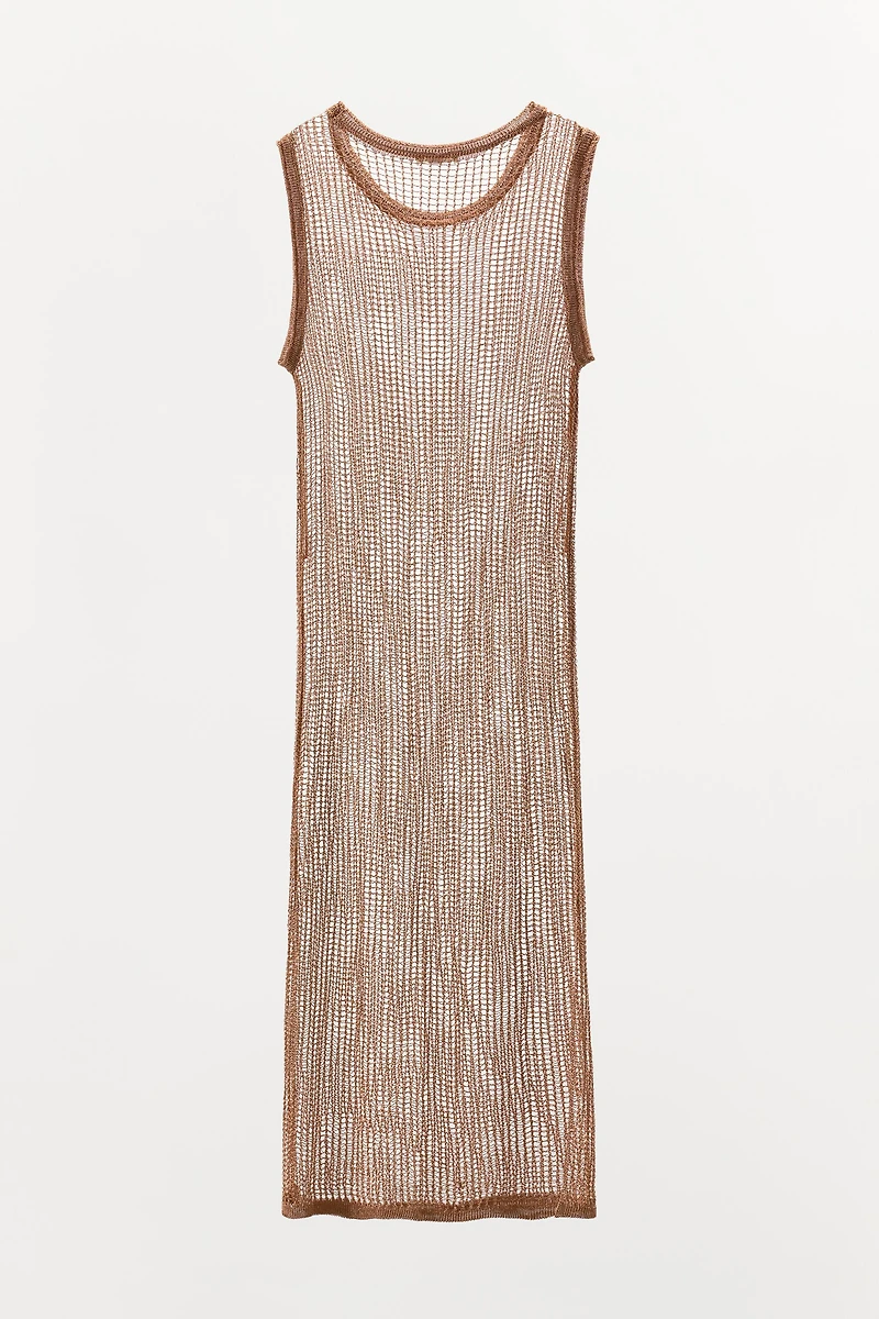 METALLIC THREAD RED DRESS