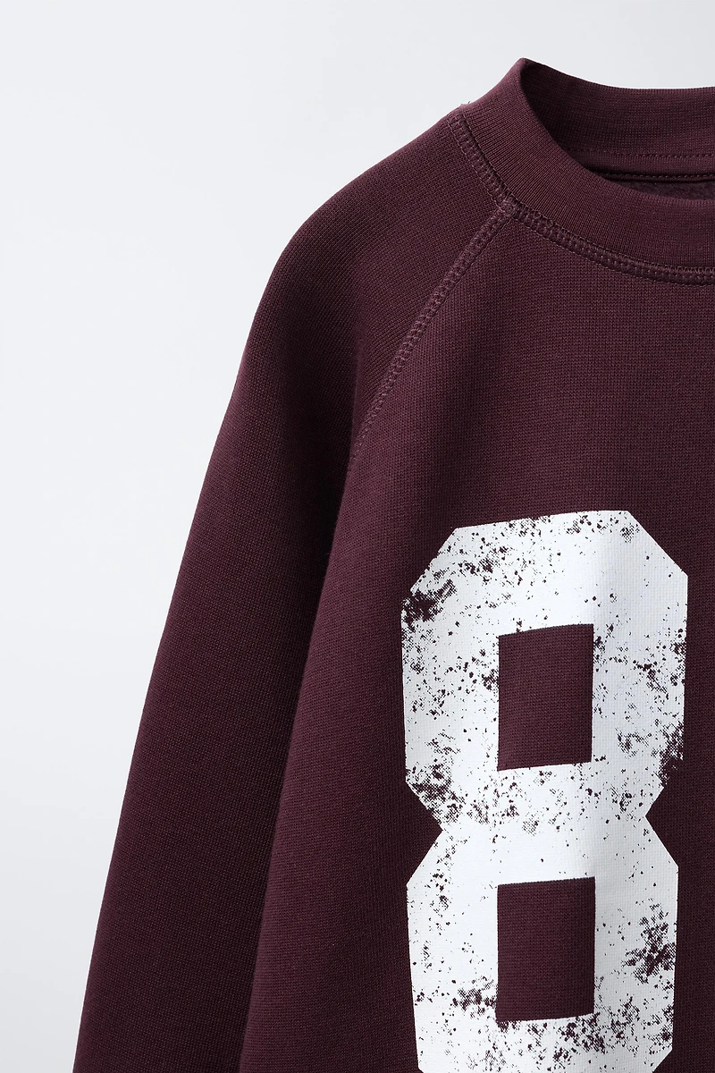 NUMBER PRINT SWEATSHIRT
