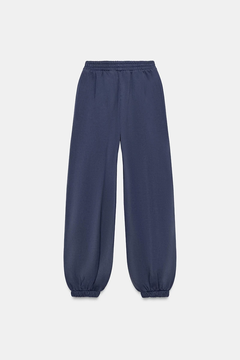 PANTALON DE JOGGING DÉLAVÉ AVEC CLOUS