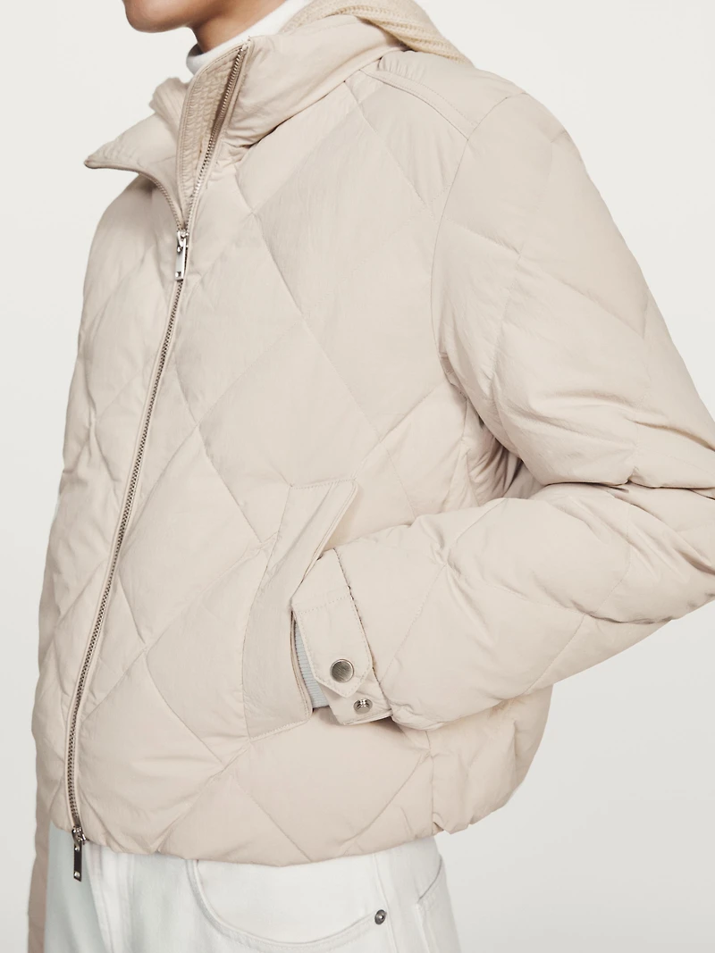 Short water-repellent bomber jacket