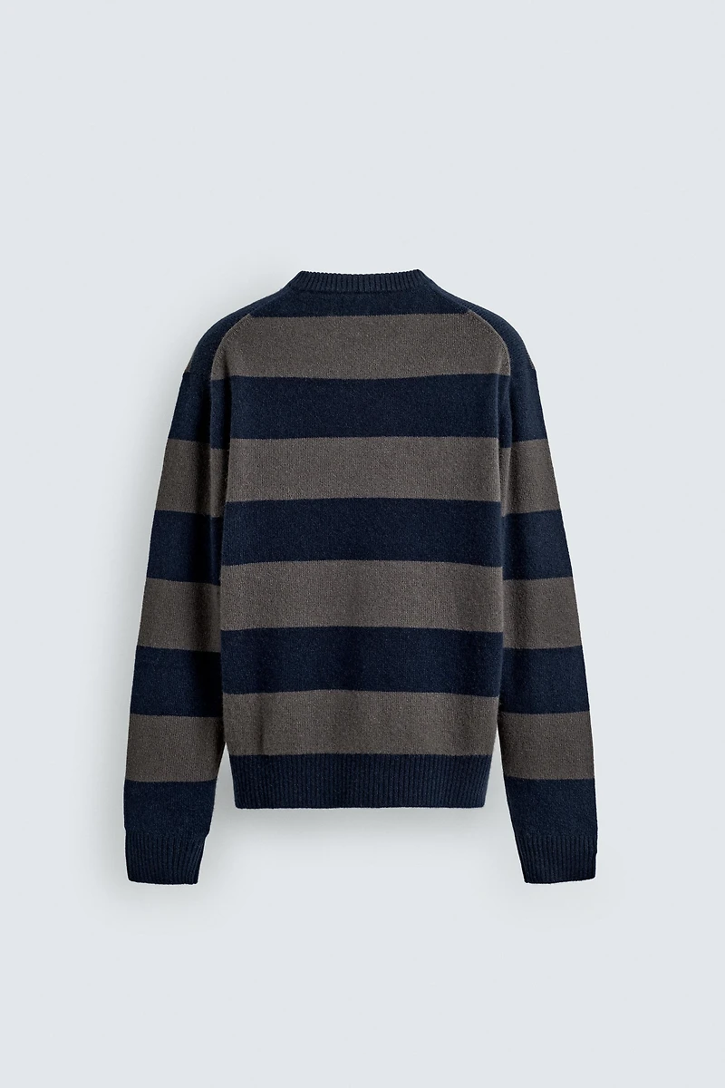 PULL EN CACHEMIRE À RAYURES