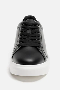 CHUNKY SNEAKERS