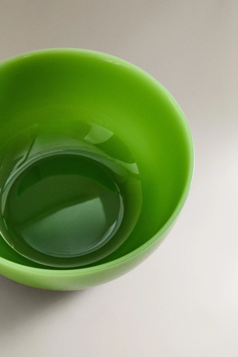 GLASS BOWL