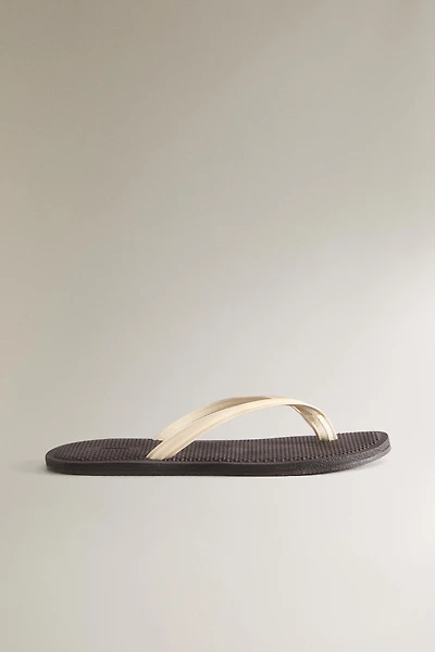 LEATHER STRAP SANDALS