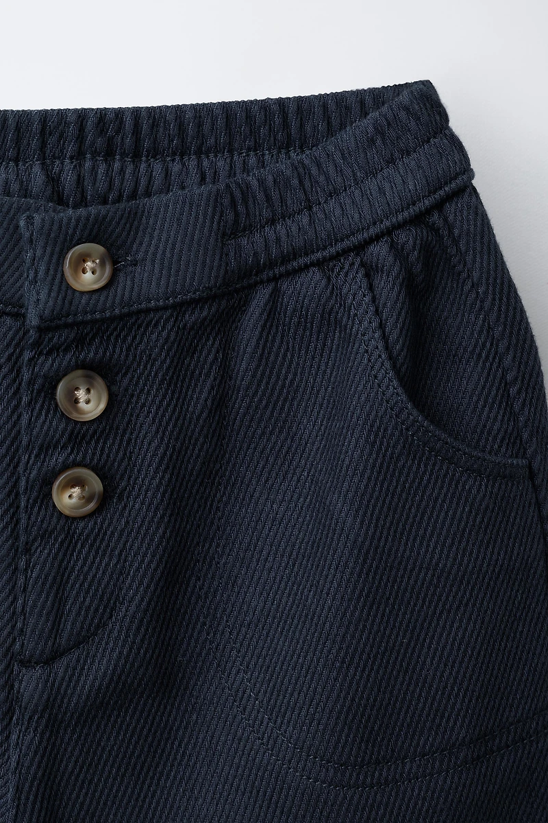 PANTALON DOUX AU TOUCHER AVEC BOUTONS