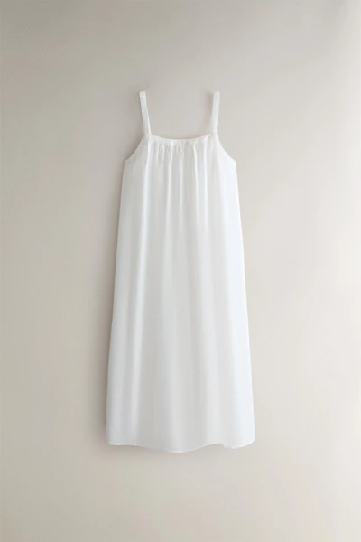 EMBROIDERED COTTON NIGHTGOWN