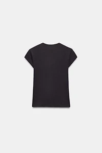 FITTED SHORT-SLEEVE T-SHIRT