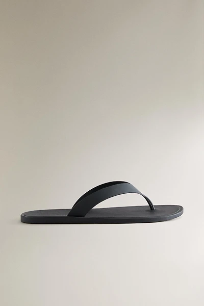 SANDALE DE BAIN CAOUTCHOUTÉE
