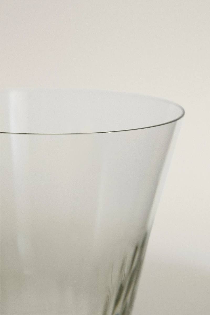 TRANSPARENT GLASS TUMBLER