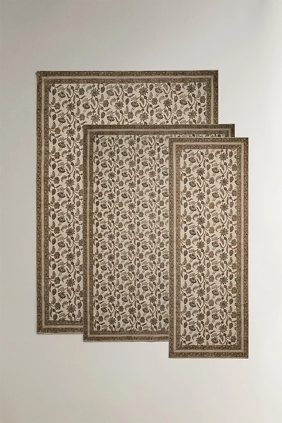 TAPIS IMPRIMÉ FLEURI