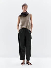 Cropped wool blend waistcoat with a round neck