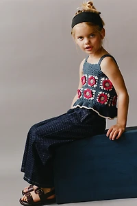TOP EN MAILLE ET CROCHET FLEURI