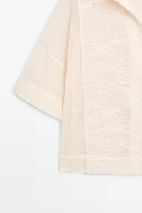 100% cotton polo shirt with embroidered detail