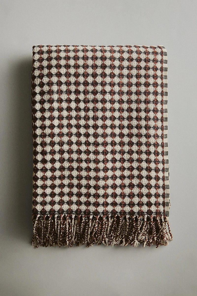 DIAMOND CHENILLE BLANKET