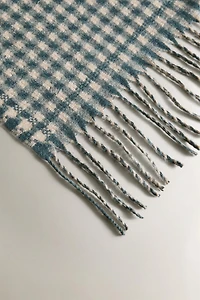 CHECK BLANKET WITH FRINGING