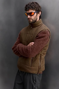 TECHNICAL PUFFER VEST
