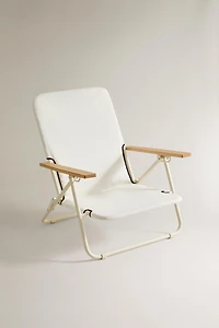 FOLDING BEACH CHAIR WITH WOODEN ARMRESTS