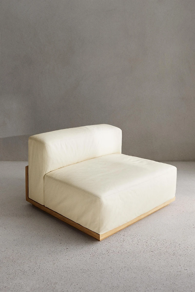 SOFA 02 | CENTERPIECE MODULE