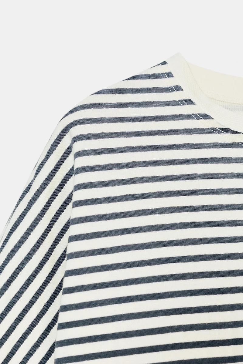 T-SHIRT OVERSIZE À RAYURES