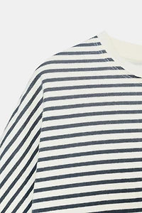 T-SHIRT OVERSIZE À RAYURES