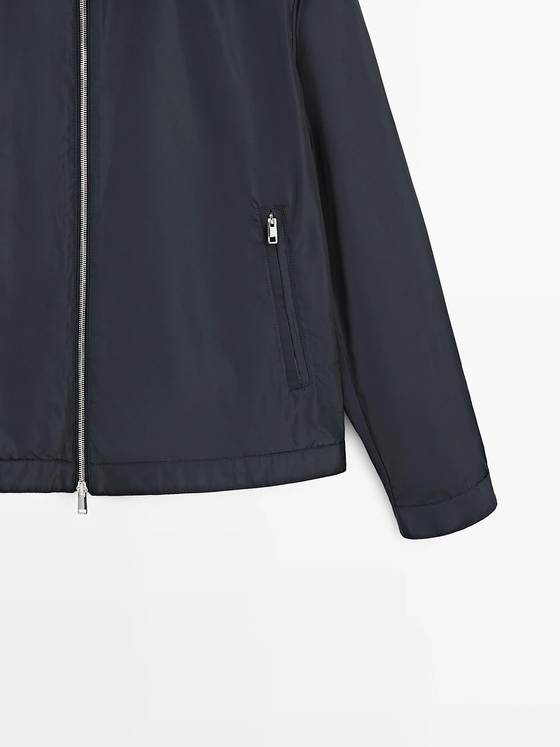 Veste courte en tissu technique