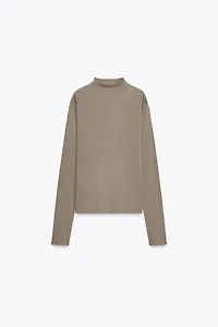 KNOTTED BACK KNIT TOP