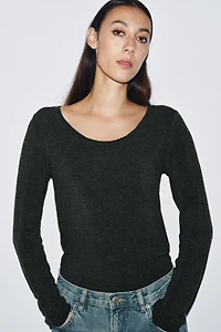 LONG SLEEVE T-SHIRT
