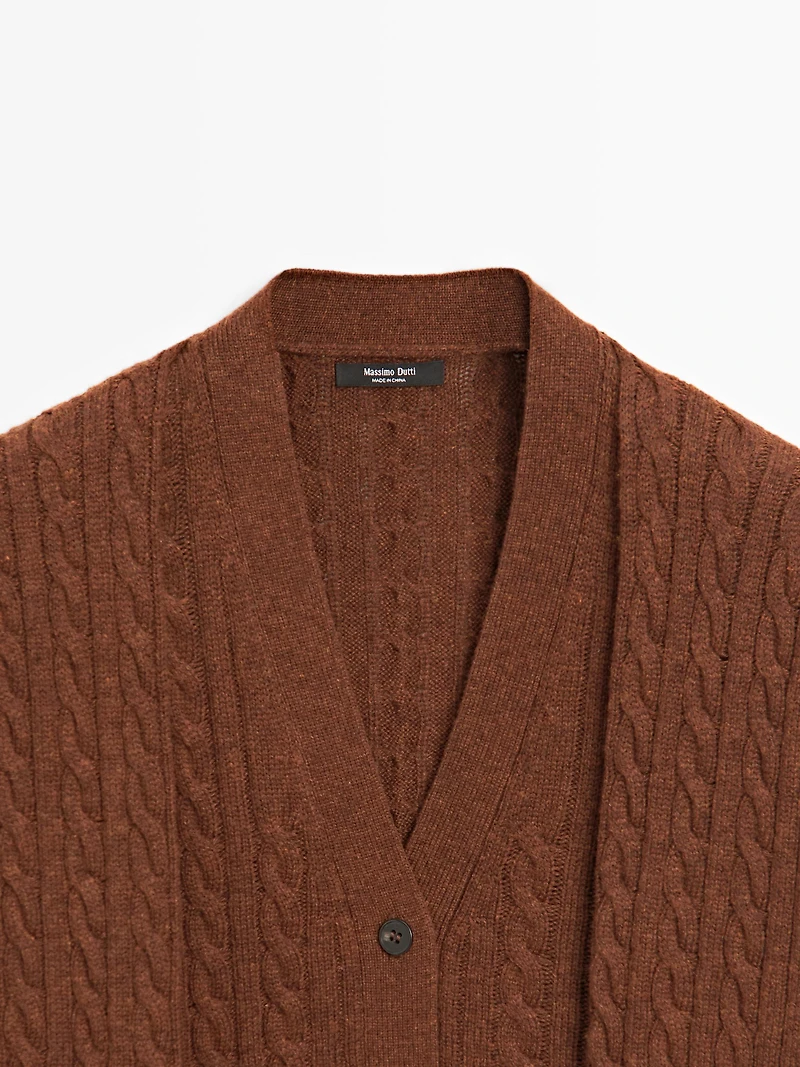 Cardigan laine avec écharpe