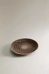 RAISED-DESIGN SIDE PLATE