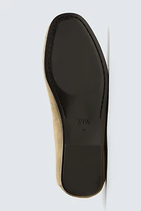 LEATHER LOAFERS