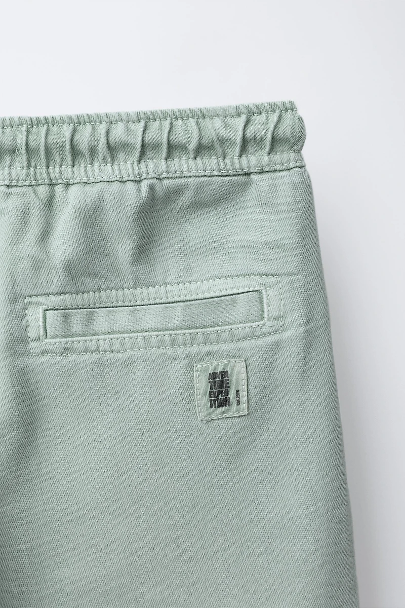 STRAIGHT FLOWY TWILL SHORTS