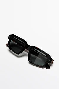 Lunettes de soleil rectangulaires
