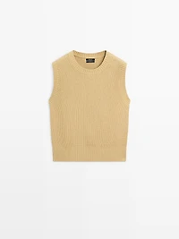 Cotton knit crew neck vest