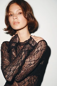LACE BODYSUIT